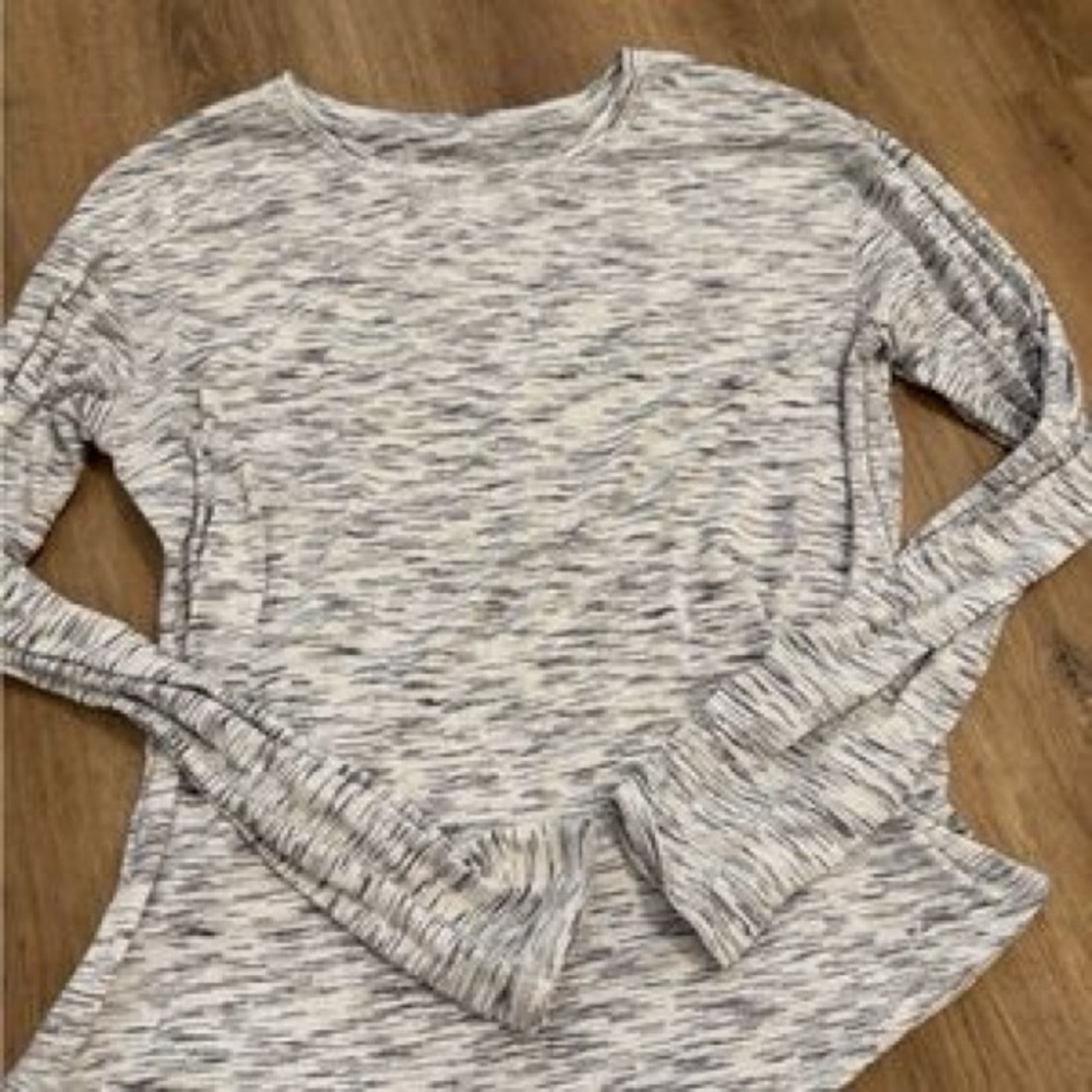 Lululemon Meant to Move Long Sleeve.
